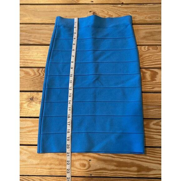 Bcbg Maxazria Tiered Bandage Pencil Skirt Size Medium Women’s Blue - Picture 5 of 6